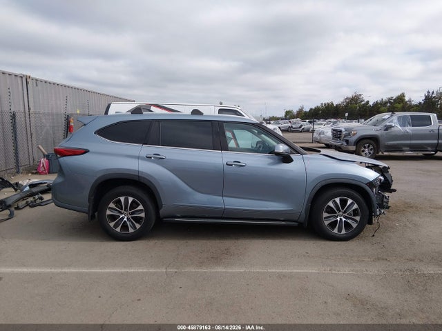 5TDHZRBH5NS214647 Toyota Highlander Xle