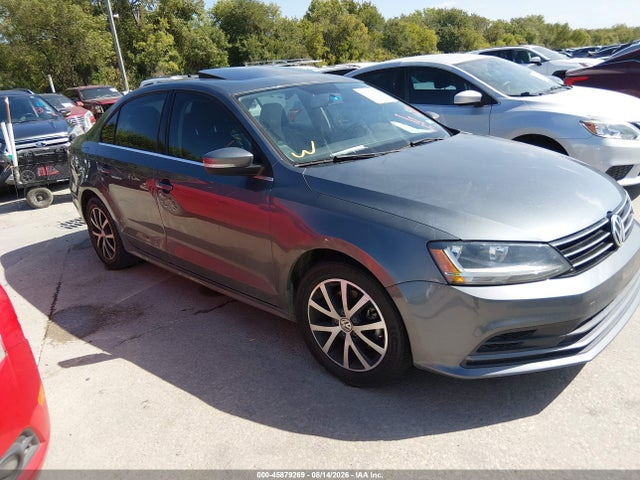 2017 Volkswagen Jetta 1.4t Se მანქანა იყიდება აუქციონზე, vin: 3VWDB7AJXHM273075, აუქციონის ნომერი: 45879269