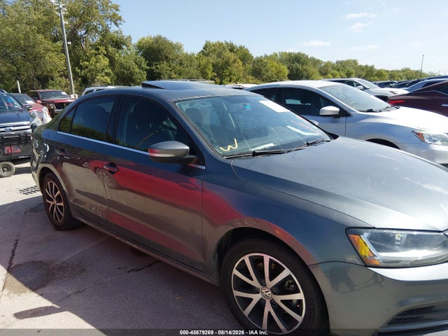 2017 Volkswagen Jetta 1.4t Se მანქანა იყიდება აუქციონზე, vin: 3VWDB7AJXHM273075, აუქციონის ნომერი: 45879269