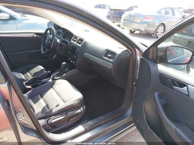 2017 Volkswagen Jetta 1.4t Se მანქანა იყიდება აუქციონზე, vin: 3VWDB7AJXHM273075, აუქციონის ნომერი: 45879269