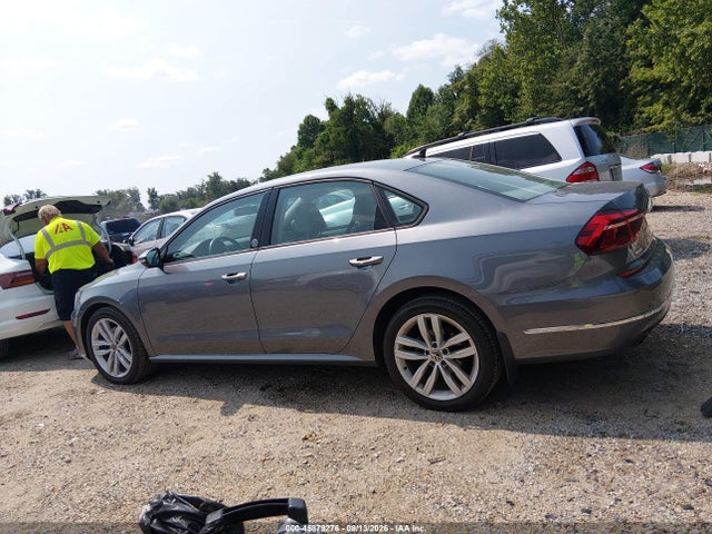 Продажа на аукционе авто 2019 Volkswagen Passat 2.0t Wolfsburg Edition, vin: 1VWLA7A35KC005155, номер лота: 45879276