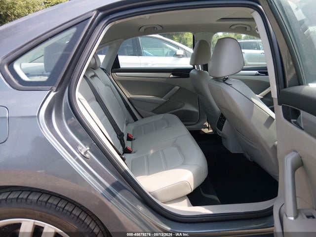 Продажа на аукционе авто 2019 Volkswagen Passat 2.0t Wolfsburg Edition, vin: 1VWLA7A35KC005155, номер лота: 45879276