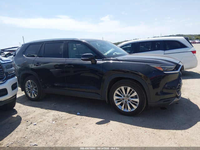 Продажа на аукционе авто 2024 Toyota Grand Highlander Platinum, vin: 5TDAAAB54RS065895, номер лота: 45879293