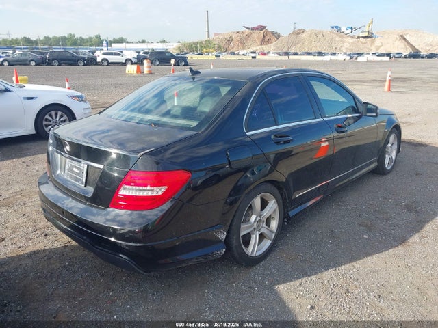 Aukcja sprzedaży 2014 Mercedes-benz C 250 Sport, vin: WDDGF4HB3EA954694, numer aukcji: 45879335