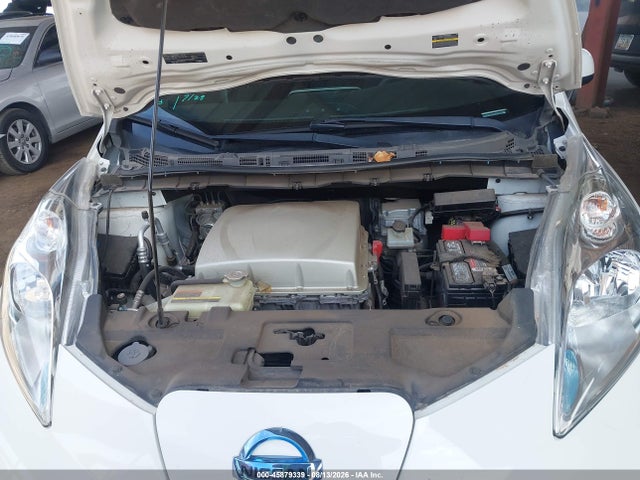 Nissan LEAF S 2017 1N4BZ0CP7HC300450 Image 10