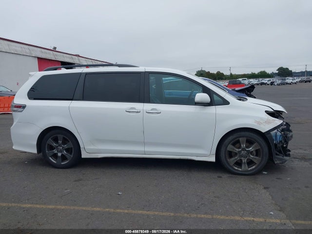 Продажа на аукционе авто 2018 Toyota Sienna Se 8 Passenger, vin: 5TDXZ3DCXJS917276, номер лота: 45879349