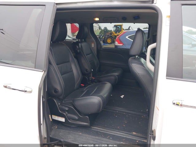 Продажа на аукционе авто 2018 Toyota Sienna Se 8 Passenger, vin: 5TDXZ3DCXJS917276, номер лота: 45879349