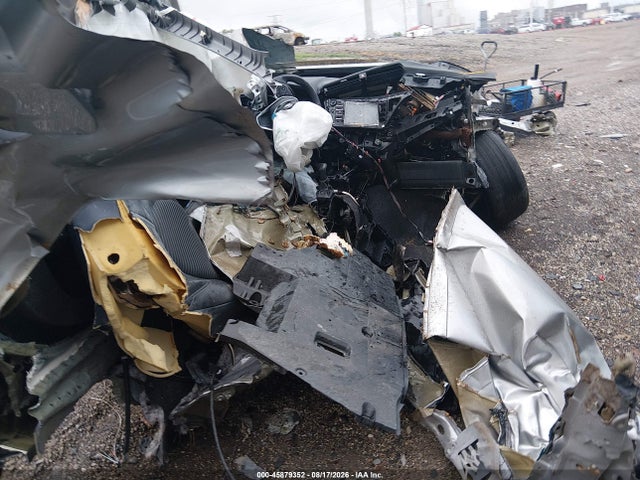 45879352 :رقم المزاد ، 4T1G11AK4LU362147 vin ، 2020 Toyota Camry Se مزاد بيع