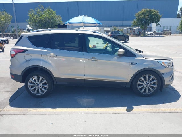 Ford Escape Titanium 2018 1FMCU0J99JUA57155 Image 16