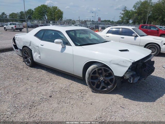 2018 Dodge Challenger Sxt Plus მანქანა იყიდება აუქციონზე, vin: 2C3CDZAG0JH258893, აუქციონის ნომერი: 45879402