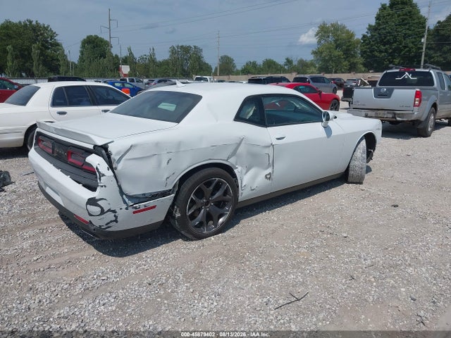 2018 Dodge Challenger Sxt Plus მანქანა იყიდება აუქციონზე, vin: 2C3CDZAG0JH258893, აუქციონის ნომერი: 45879402