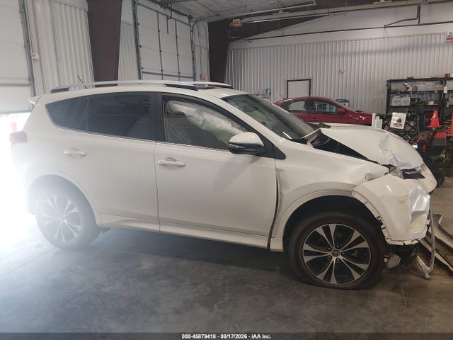 Auction sale of the 2015 Toyota Rav4 Limited, vin: JTMYFREV6FD062000, lot number: 45879418