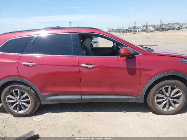 KM8SMDHF8HU176498 Hyundai Santa Fe Se