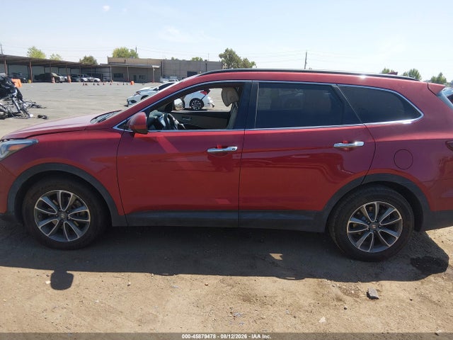 KM8SMDHF8HU176498 Hyundai Santa Fe Se