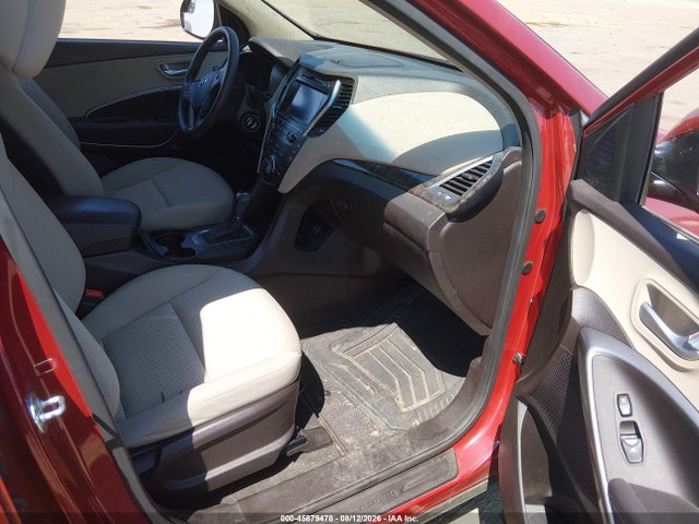 KM8SMDHF8HU176498 Hyundai Santa Fe Se