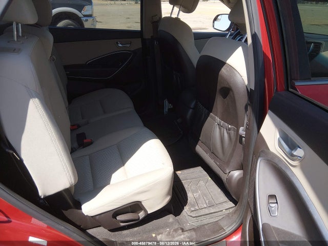KM8SMDHF8HU176498 Hyundai Santa Fe Se