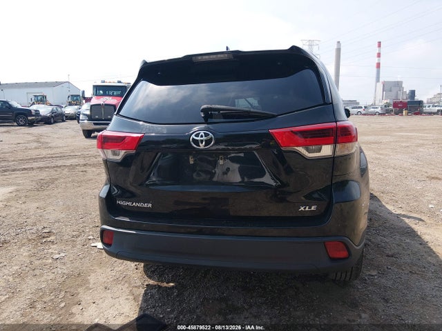 45879522 :رقم المزاد ، 5TDKZRFH4HS513261 vin ، 2017 Toyota Highlander Xle مزاد بيع