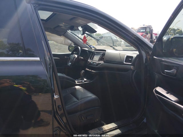 45879522 :رقم المزاد ، 5TDKZRFH4HS513261 vin ، 2017 Toyota Highlander Xle مزاد بيع