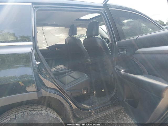 45879522 :رقم المزاد ، 5TDKZRFH4HS513261 vin ، 2017 Toyota Highlander Xle مزاد بيع