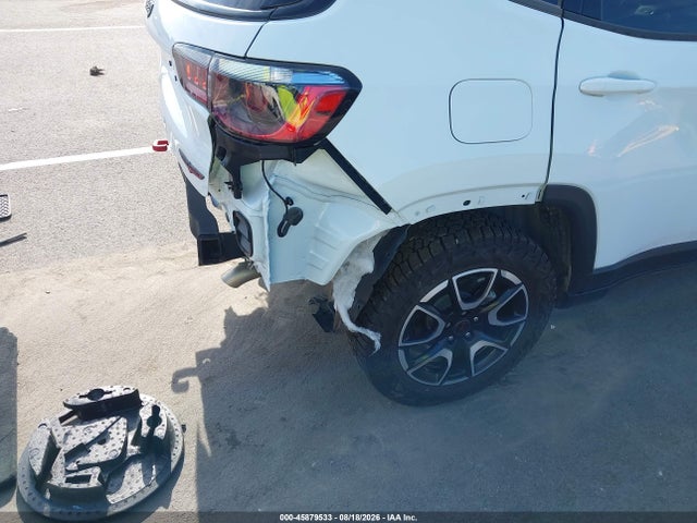 2025 Jeep Compass Trailhawk 4x4 მანქანა იყიდება აუქციონზე, vin: 3C4NJDDN2ST543825, აუქციონის ნომერი: 45879533