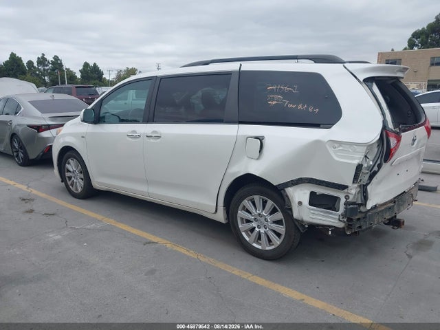 Toyota Sienna Xle 7 Passenger 2017 5TDDZ3DC2HS169961 Image 3