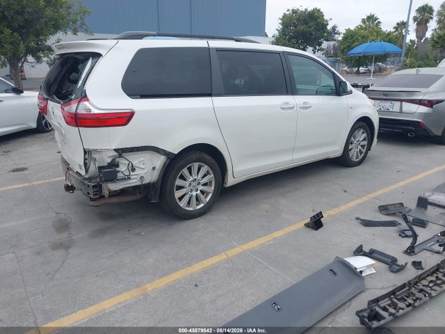 Toyota Sienna Xle 7 Passenger 2017 5TDDZ3DC2HS169961 Image 4