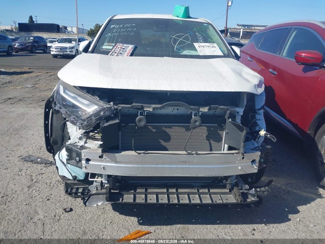 Toyota RAV4 LE 2025 2T3K1RFVXSW437340 Image 13