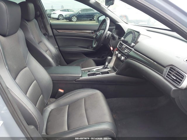 1HGCV1F30NA040605 Honda Accord Sport