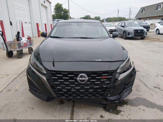 45879581 :رقم المزاد ، 1N4BL4CV9PN300590 vin ، 2023 Nissan Altima Sr Fwd مزاد بيع
