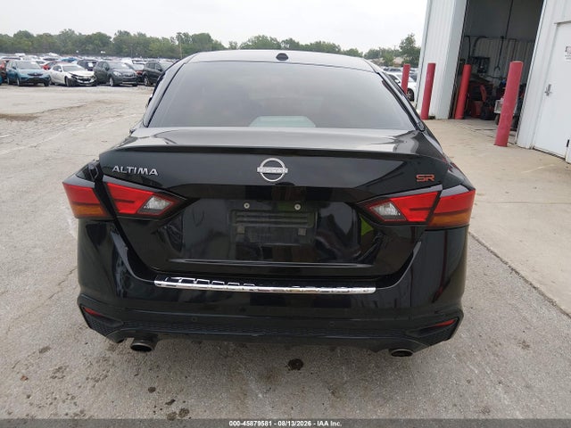 45879581 :رقم المزاد ، 1N4BL4CV9PN300590 vin ، 2023 Nissan Altima Sr Fwd مزاد بيع