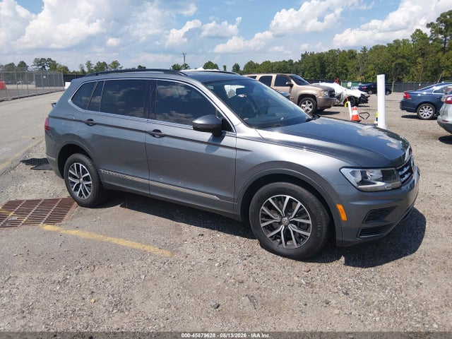 45879628 :رقم المزاد ، 3VV3B7AX4LM102304 vin ، 2020 Volkswagen Tiguan 2.0t Se/2.0t Se R-line Black/2.0t Sel مزاد بيع