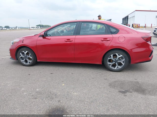 2020 Kia Forte Lxs მანქანა იყიდება აუქციონზე, vin: 3KPF24ADXLE248037, აუქციონის ნომერი: 45879690