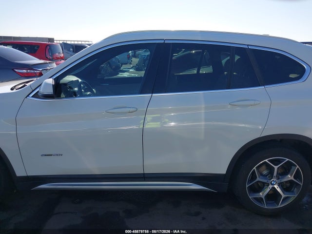 BMW X1 Sdrive28i 2017 WBXHU7C33HP924590 Image 14
