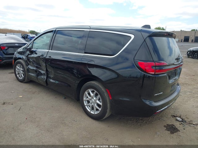 Chrysler Pacifica Select 2026 2C4RC1BGXTR239984 Image 3