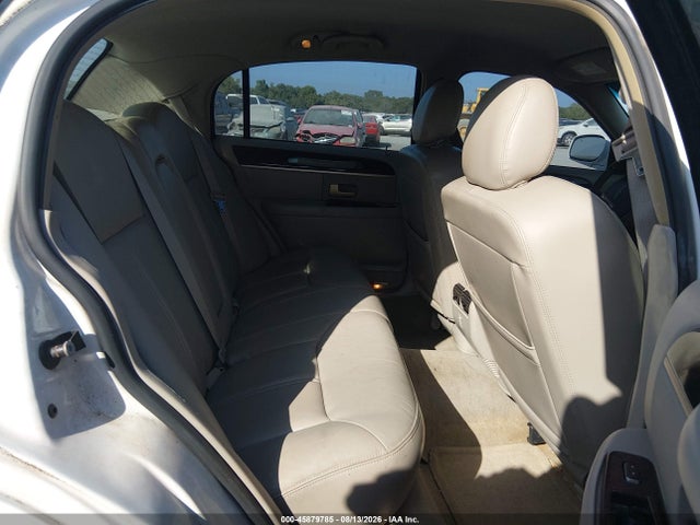 Продажа на аукционе авто 2008 Lincoln Town Car Signature Limited, vin: 2LNHM82V68X659837, номер лота: 45879785