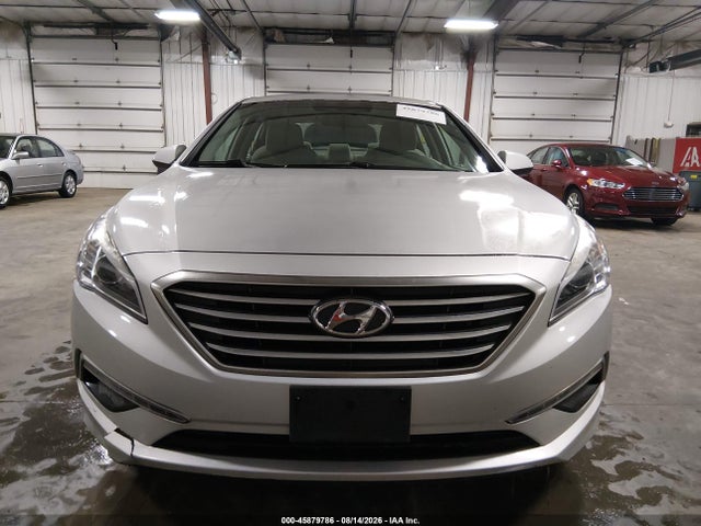 2015 Hyundai Sonata Se მანქანა იყიდება აუქციონზე, vin: 5NPE24AF9FH063300, აუქციონის ნომერი: 45879786