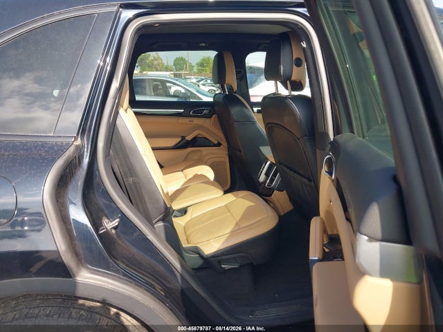 Продажа на аукционе авто 2016 Porsche Cayenne, vin: WP1AA2A23GKA11388, номер лота: 45879787