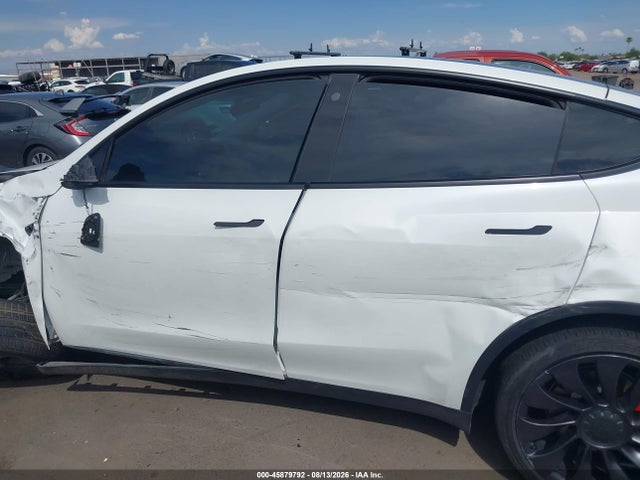 5YJYGDEF9MF252565 Tesla Model Y Performance Dual Motor All-wheel Drive