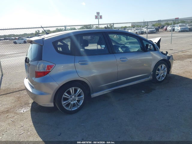 2009 Honda Fit Sport მანქანა იყიდება აუქციონზე, vin: JHMGE884X9S010282, აუქციონის ნომერი: 45879795