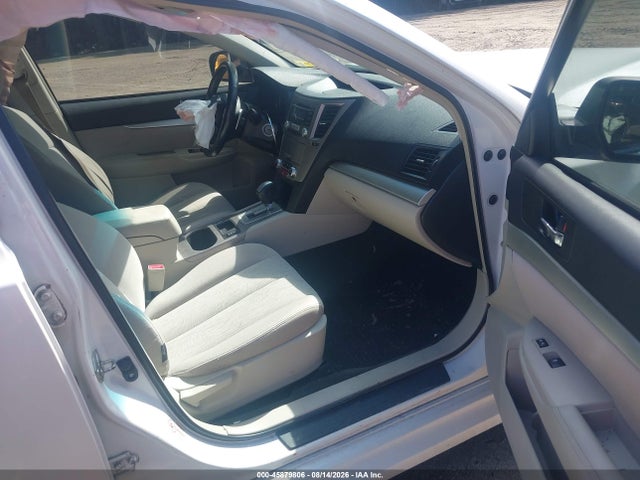 45879806 :رقم المزاد ، 4S3BMBC66D3046834 vin ، 2013 Subaru Legacy 2.5i Premium مزاد بيع