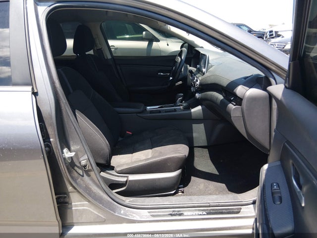 2022 Nissan Sentra Sv Xtronic Cvt მანქანა იყიდება აუქციონზე, vin: 3N1AB8CV1NY235298, აუქციონის ნომერი: 45879864