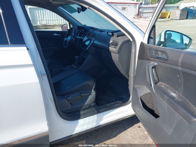 45879886 :رقم المزاد ، 3VV2B7AX4JM047989 vin ، 2018 Volkswagen Tiguan 2.0t Se/2.0t Sel مزاد بيع