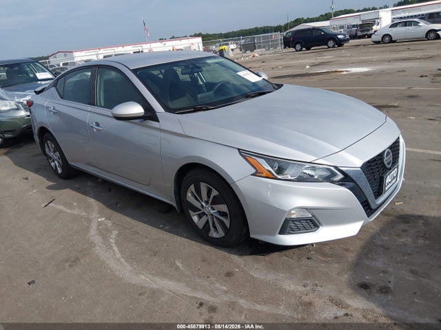 45879913 :رقم المزاد ، 1N4BL4BV4LN313727 vin ، 2020 Nissan Altima S Fwd مزاد بيع