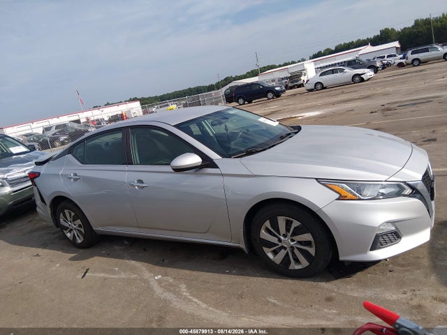45879913 :رقم المزاد ، 1N4BL4BV4LN313727 vin ، 2020 Nissan Altima S Fwd مزاد بيع
