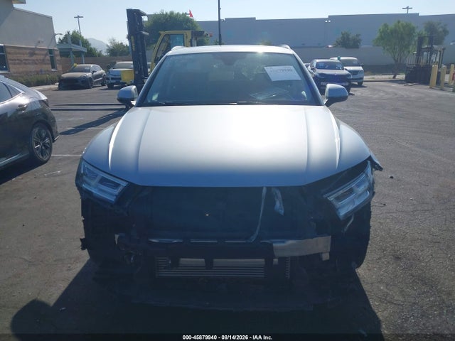 45879940 :رقم المزاد ، WA1BNAFY4J2206841 vin ، 2018 Audi Q5 2.0t Premium/2.0t Tech Premium مزاد بيع