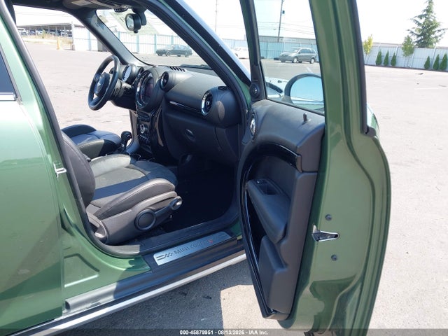 45879951 :رقم المزاد ، WMWZC5C57FWP46175 vin ، 2015 Mini Countryman Cooper S مزاد بيع