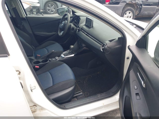3MYDLBYV9JY319670 Toyota YARIS IA