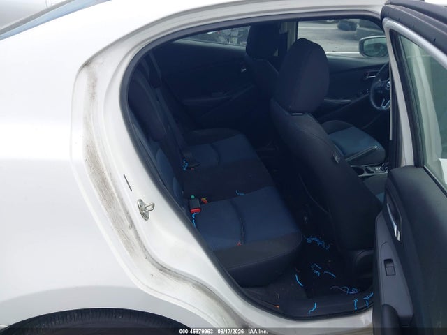 3MYDLBYV9JY319670 Toyota YARIS IA