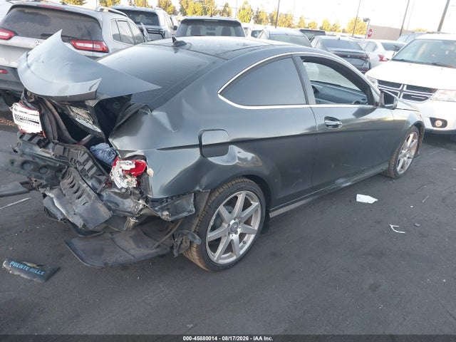 Продаж на аукціоні авто 2013 Mercedes-benz C 250, vin: WDDGJ4HB5DF987454, номер лоту: 45880014
