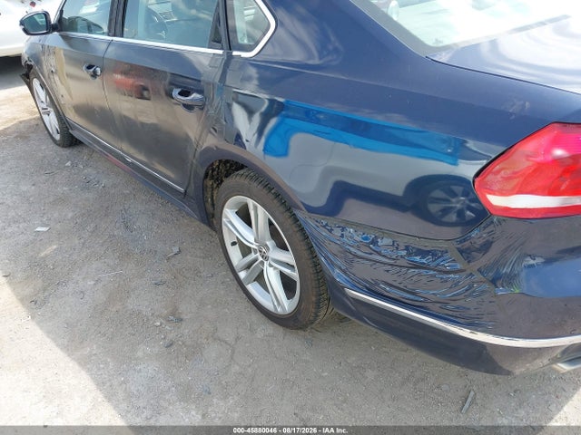 2015 Volkswagen Passat 2.0l Tdi Se მანქანა იყიდება აუქციონზე, vin: 1VWBV7A31FC049613, აუქციონის ნომერი: 45880046